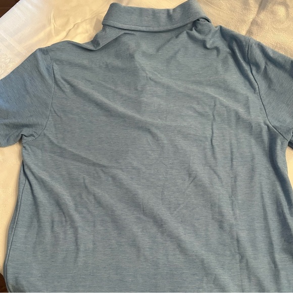 Vineyard Vines Men’s Blue Polo - Picture 2 of 3